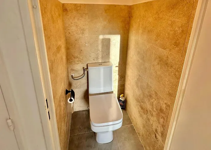 Apartamento Modern & Cosy 3 Bedrooms Train Tramway Niza